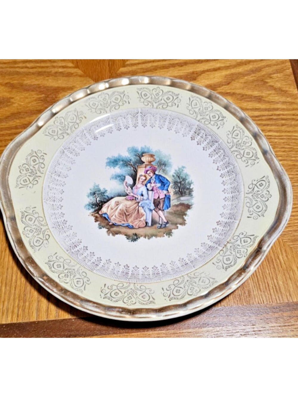 Vintage "colonial Courting Couple " Grand Boulogne Plate Made In Argentina 10"